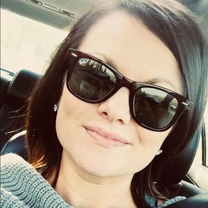 Meet your Posher, Brandy